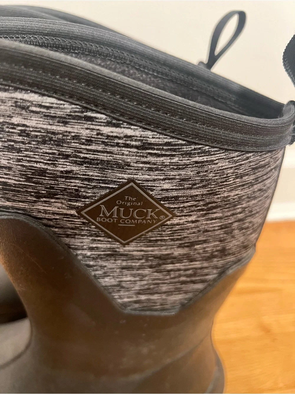 MUCK WOMEN'S ARCTIC ICE MID BOOTS+ VIBRAM ARCTIC GRIP A.T.